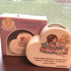 Vintage Heart Shaped Ceramic Bud Vase SPECIAL BLESSINGS